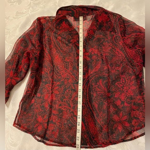 Gloria Lance Petite floral sparkly blouse. Size XL - Picture 5 of 7